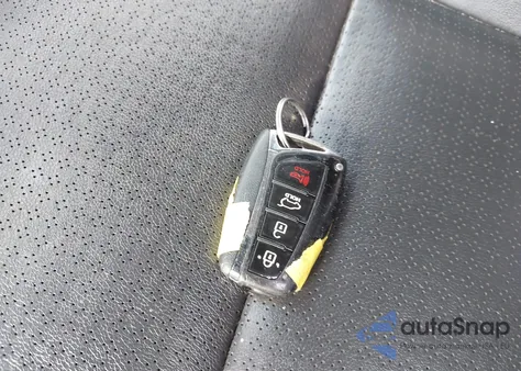 2013 Hyundai Santa Fe Limited z USA, uszkodzony, nr VIN KM8SR4HF4DU011642